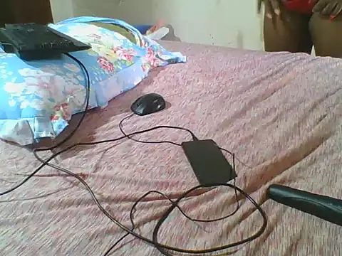 CuteJ online show from 03-15-25, 07:09