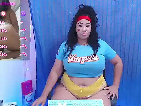 mature beautifull online show from 06-25-26, 09:52