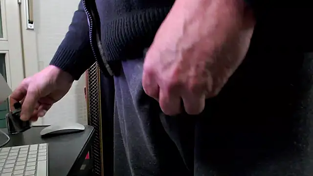 Unicum900 online show from 02-20-25, 04:57