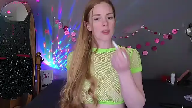 Snapshot of CharlotteDoe chatting on 01-30-25, 04:06 CharlotteDoe online show from 01-30-25, 04:06