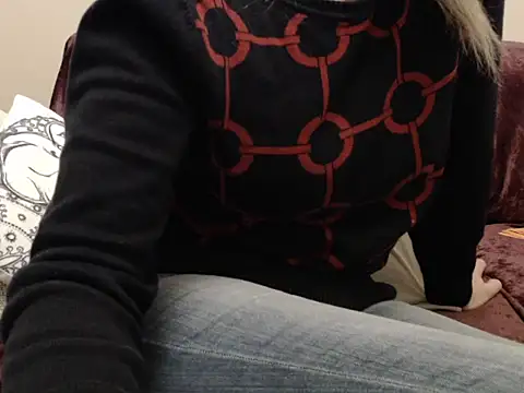 Galadriel online show from 12-16-25, 04:01