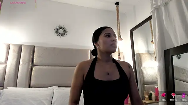 CeliWoods online show from 06-18-26, 01:48
