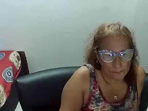 charrysexy1 online show from 12-11-24, 10:06