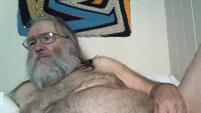 Snapshot of SexySantaC chatting on 03-11-25, 09:48 SexySantaC online show from 03-11-25, 09:48