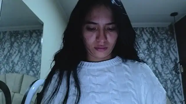 Snapshot of _emma_miller_ chatting on 05-12-26, 11:29 emma miller online show from 05-12-26, 11:29