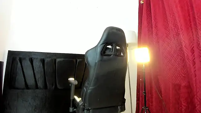 Evan stoner online show from 10-18-25, 03:53