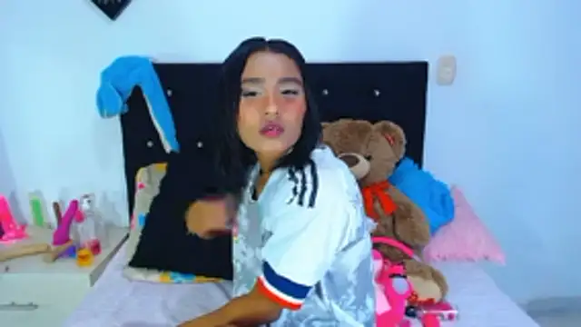 Jenng18 online show from 06-17-26, 11:38