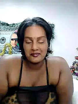 Snapshot of NWC4LYF chatting on 12-27-24, 01:50 NWC4LYF online show from 12-27-24, 01:50