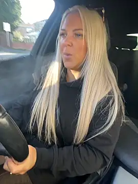 Bustyblondebabe32 online show from 09-29-25, 08:08