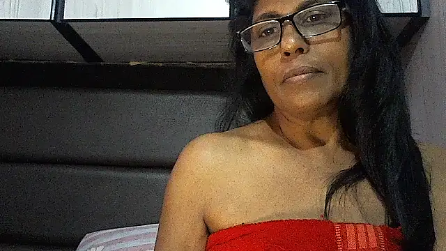 MsAttitude online show from 09-11-25, 10:59