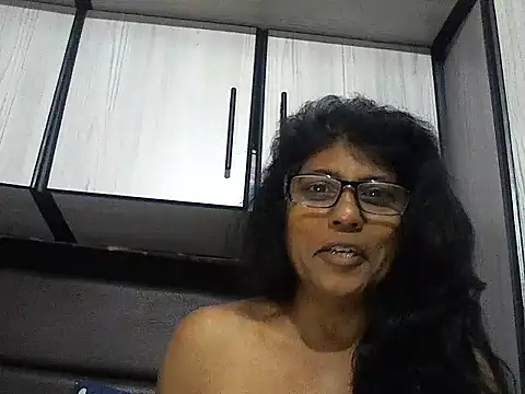 MsAttitude online show from 09-26-25, 07:01