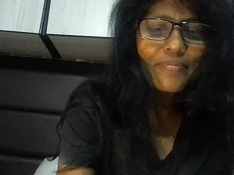 MsAttitude online show from 10-04-25, 06:33