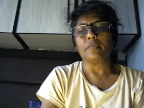 Snapshot of MsAttitude chatting on 04-04-26, 08:56 MsAttitude online show from 04-04-26, 08:56