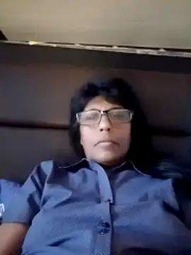 Snapshot of MsAttitude chatting on 04-25-26, 10:40 MsAttitude online show from 04-25-26, 10:40