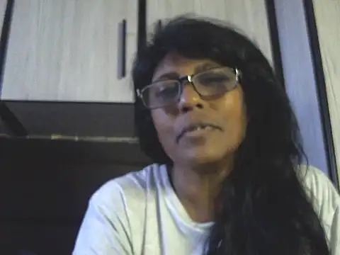 Snapshot of MsAttitude chatting on 04-26-26, 10:35 MsAttitude online show from 04-26-26, 10:35