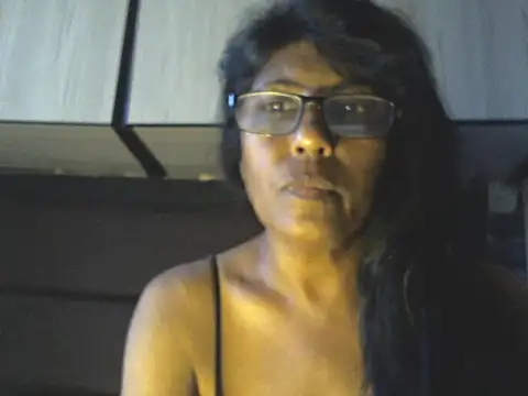 Snapshot of MsAttitude chatting on 05-02-26, 09:14 MsAttitude online show from 05-02-26, 09:14
