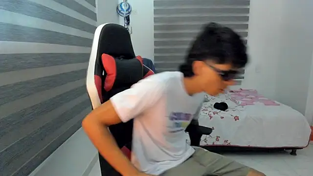 Dante6 online show from 03-17-25, 02:52