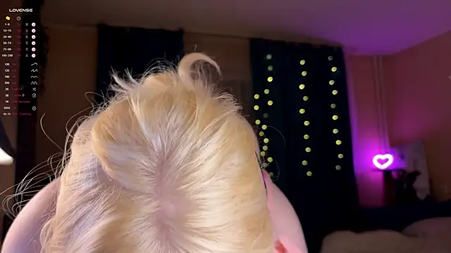 LisaLaas online show from 09-18-25, 09:39