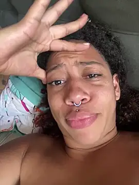 Miley and Vash online show from 01-06-25, 04:44