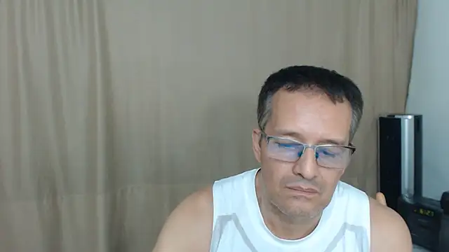 Daddyhot Alejo online show from 06-20-26, 11:29