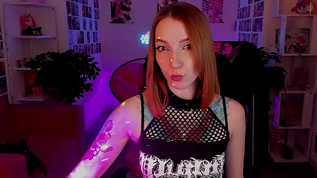 PrettyReckess online show from 12-04-24, 08:12