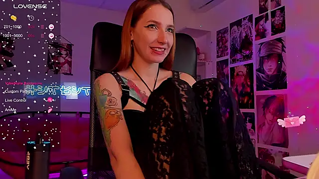PrettyReckess online show from 12-12-24, 02:44