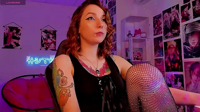 PrettyReckess online show from 01-06-25, 12:02