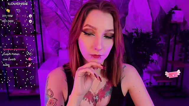 PrettyReckess online show from 01-28-25, 07:43