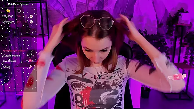 PrettyReckess online show from 02-06-25, 11:32