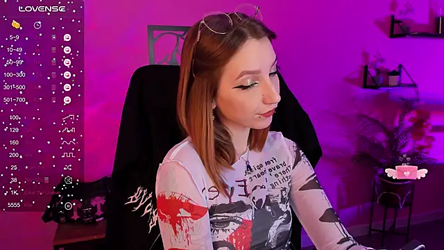 PrettyReckess online show from 02-07-25, 09:58