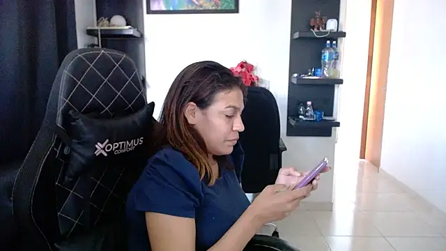 Karen sex92 online show from 12-30-24, 09:19
