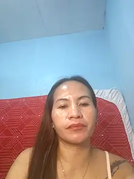 Snapshot of pinaymistres chatting on 05-11-26, 04:04 pinaymistres online show from 05-11-26, 04:04