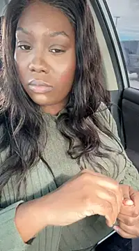 Snapshot of 1Topgyal chatting on 01-09-25, 06:15 1Topgyal online show from 01-09-25, 06:15