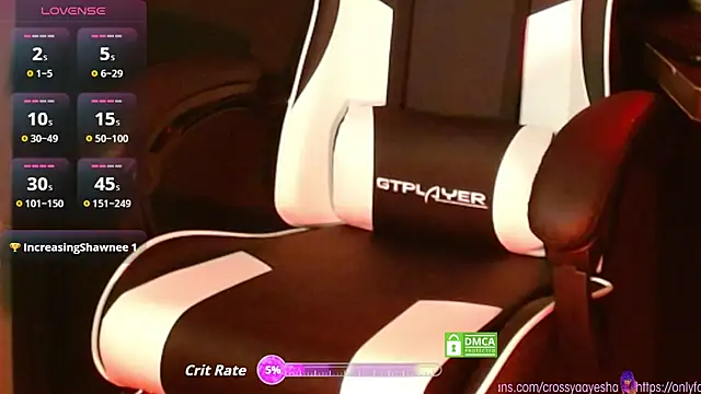 Snapshot of CrossyAayesha chatting on 11-01-25, 02:52 CrossyAayesha online show from 11-01-25, 02:52