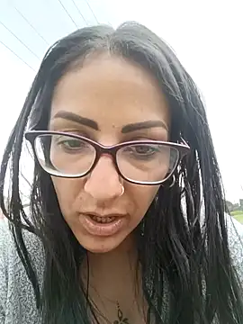 alma blue online show from 12-15-24, 03:20