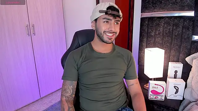 ItsMeEros online show from 02-04-25, 09:10