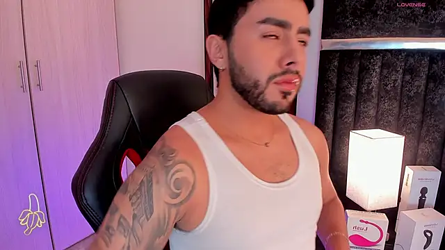 ItsMeEros online show from 02-10-25, 09:47