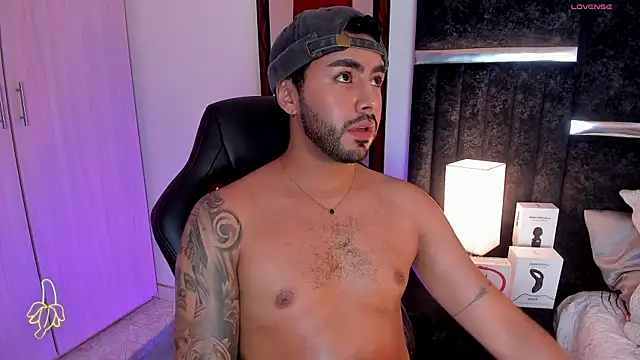 ItsMeEros online show from 02-14-25, 02:18