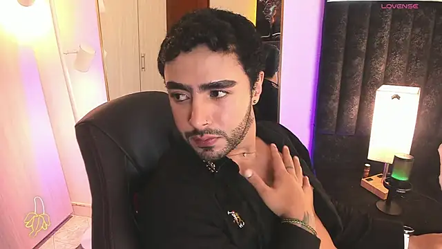 ItsMeEros online show from 02-21-26, 07:37