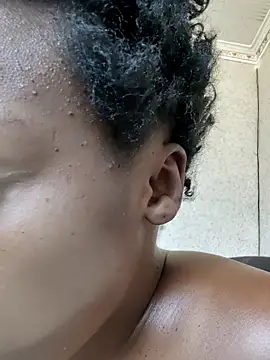 EbonyBuu online show from 02-09-26, 11:47