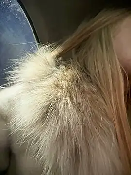 Snapshot of pinkstar_ chatting on 12-12-24, 10:02 pinkstar online show from 12-12-24, 10:02