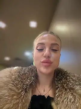 Snapshot of pinkstar_ chatting on 01-26-25, 07:42 pinkstar online show from 01-26-25, 07:42