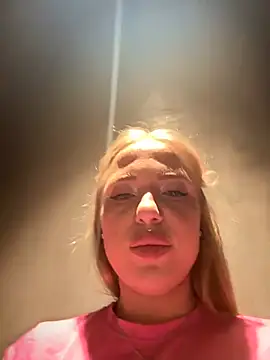 Snapshot of pinkstar_ chatting on 02-07-25, 08:22 pinkstar online show from 02-07-25, 08:22