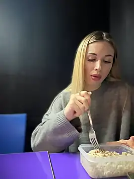 Snapshot of pinkstar_ chatting on 02-18-25, 08:38 pinkstar online show from 02-18-25, 08:38