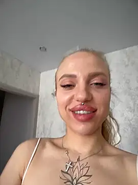 Snapshot of pinkstar_ chatting on 03-01-25, 06:13 pinkstar online show from 03-01-25, 06:13