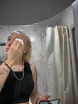 Snapshot of pinkstar_ chatting on 09-26-25, 06:50 pinkstar online show from 09-26-25, 06:50