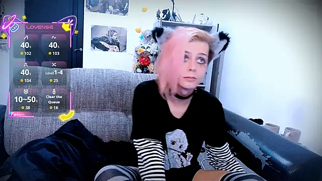 Littlepinkcat online show from 09-30-25, 06:35