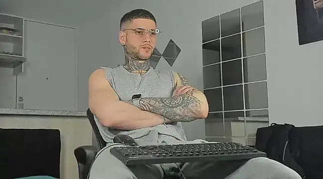  jamesleandros1 online show from 12-28-24, 02:01