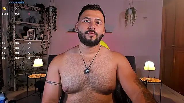 Snapshot of Jacon_cruz_ chatting on 03-22-26, 12:47 Jacon cruz online show from 03-22-26, 12:47