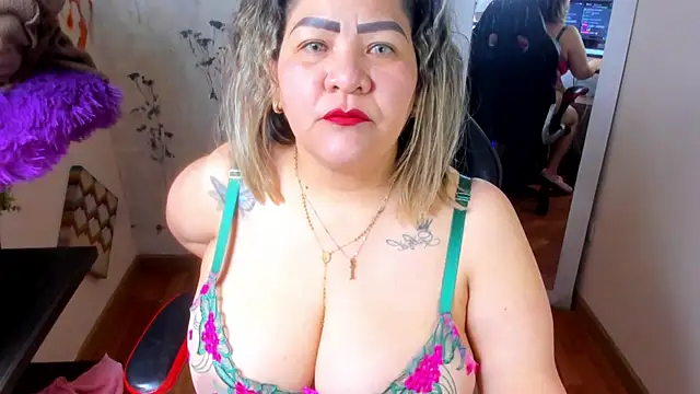 Dalessa Bigtits online show from 03-10-25, 12:18